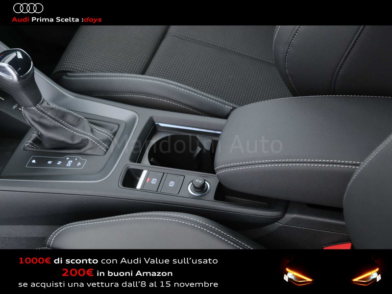 31 - Audi Q3 35 2.0 tdi s line edition s tronic