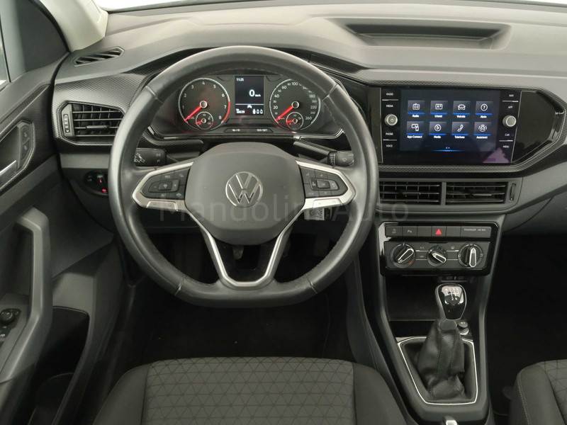 7 - Volkswagen T-Cross 1.0 tsi 95cv style