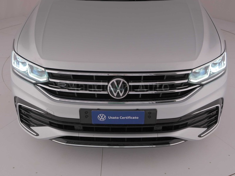 13 - Volkswagen Tiguan 2.0 tdi scr 150cv r-line dsg