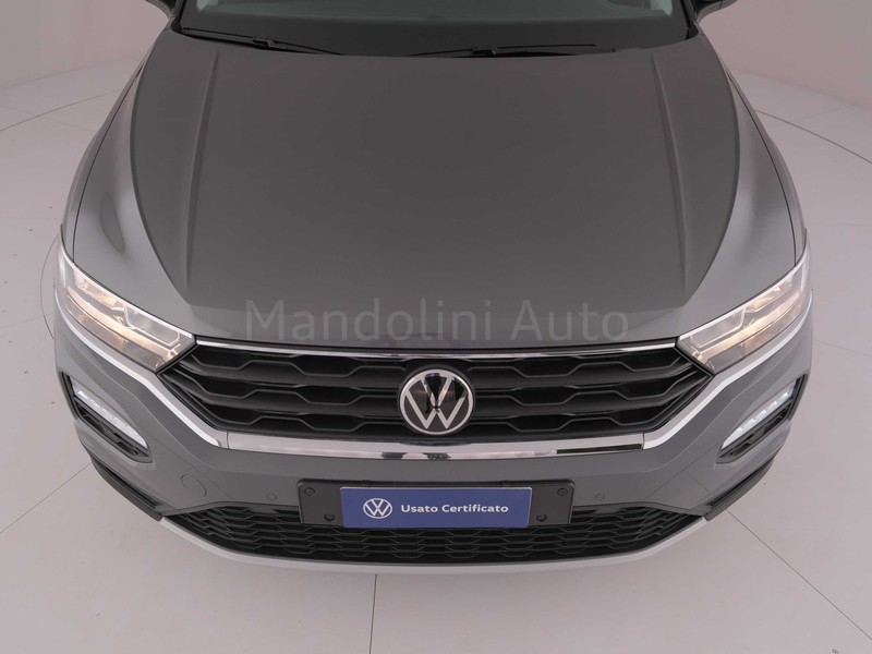 13 - Volkswagen T-Roc 1.5 tsi act style