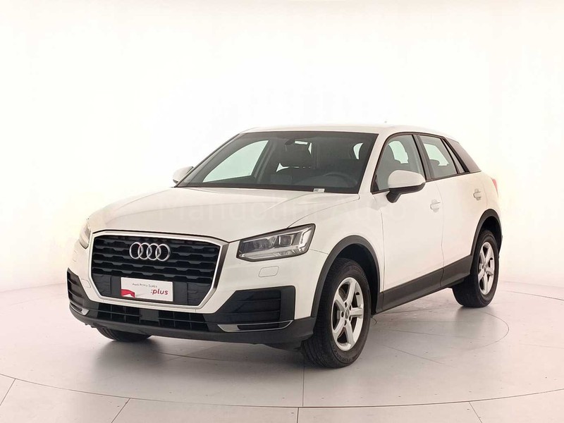 1 - Audi Q2 1.0 tfsi business