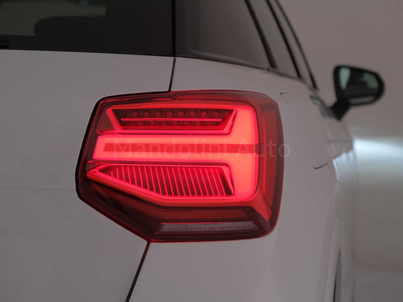 7 - Audi Q2 30 2.0 tdi s line edition s tronic