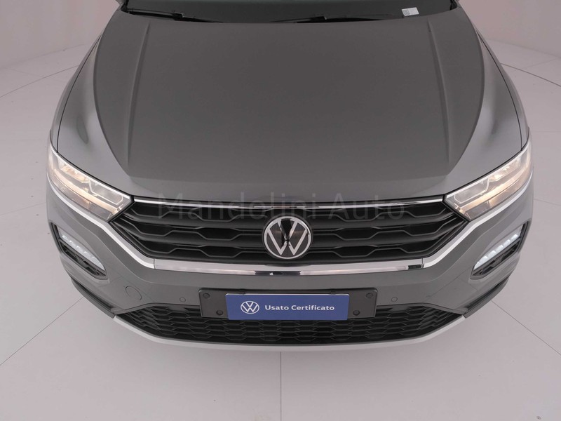 13 - Volkswagen T-Roc 2.0 tdi scr 150cv r line dsg