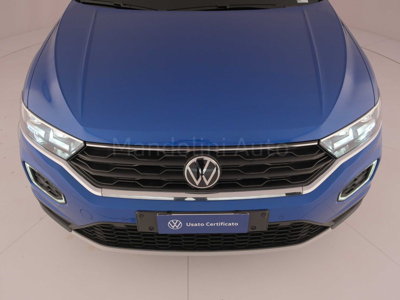 13 - Volkswagen T-Roc 1.0 tsi 110cv style