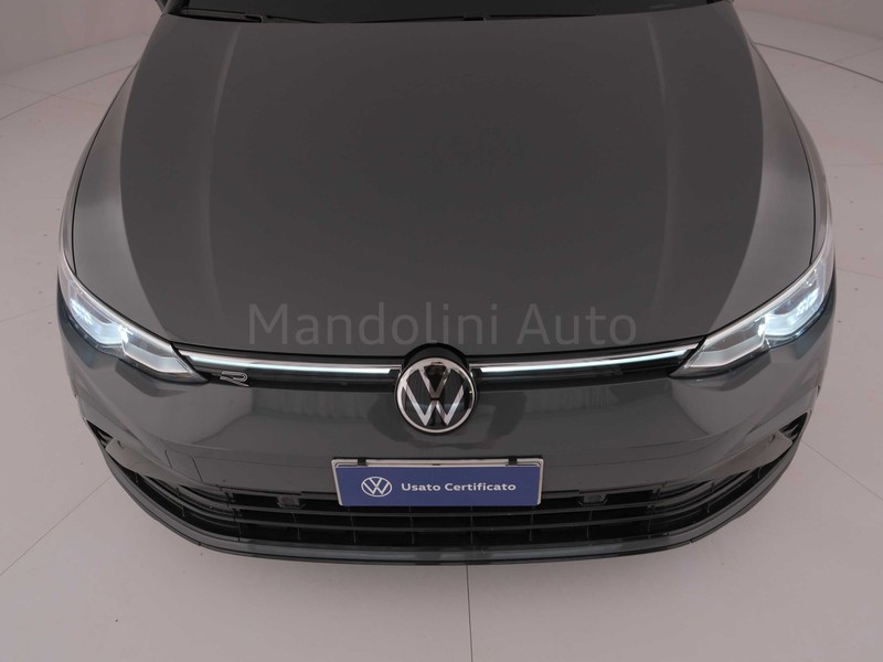 13 - Volkswagen Golf 1.5 tsi evo act 130cv r-line