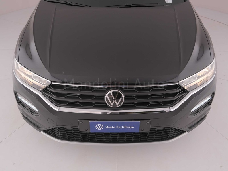 13 - Volkswagen T-Roc 1.5 tsi act style