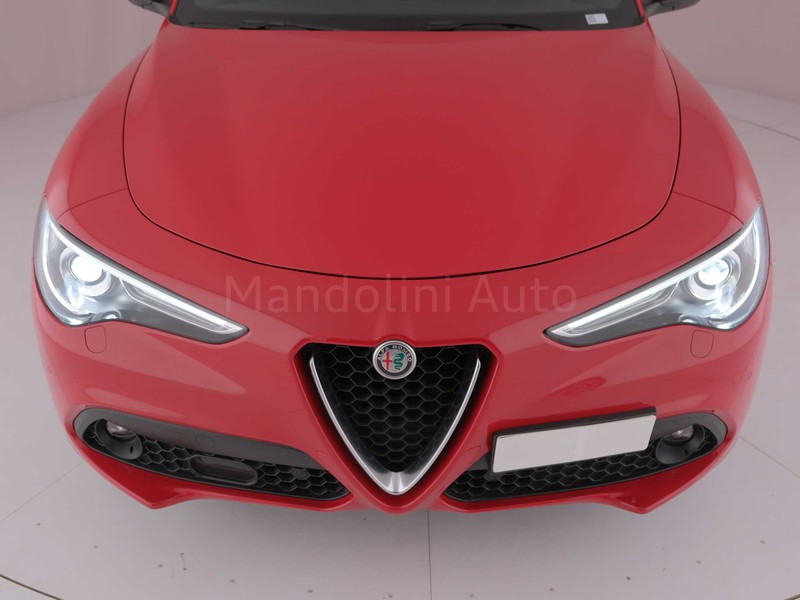 13 - Alfa Romeo Stelvio 2.2 turbo 210cv veloce ti q4 at8