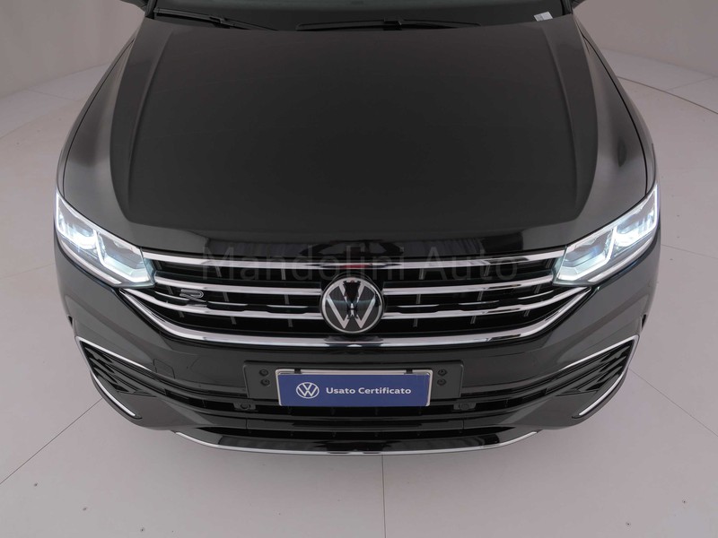 13 - Volkswagen Tiguan 2.0 tdi scr 150cv r-line dsg