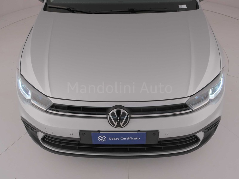 13 - Volkswagen Polo 1.0 tsi 95cv life