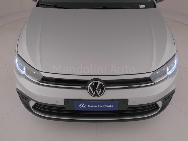 13 - Volkswagen Polo 1.0 tsi 95cv life