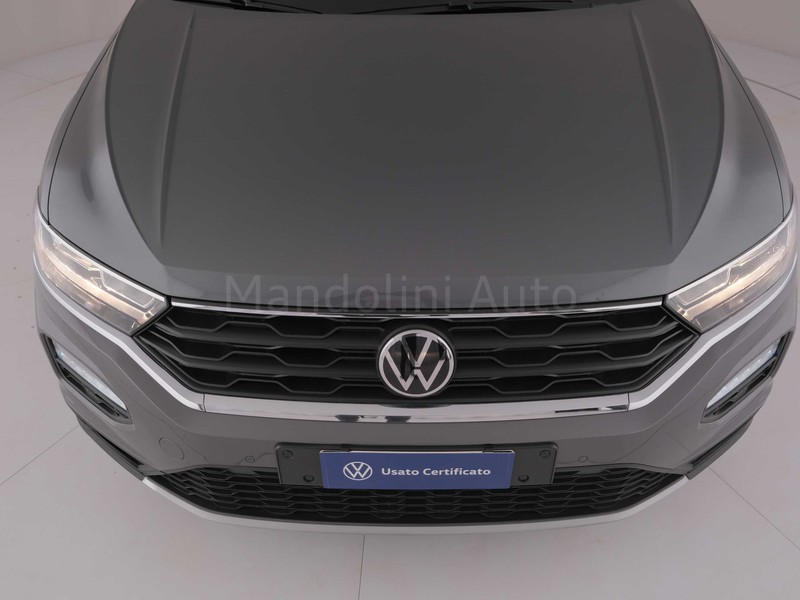 13 - Volkswagen T-Roc 1.0 tsi 110cv style