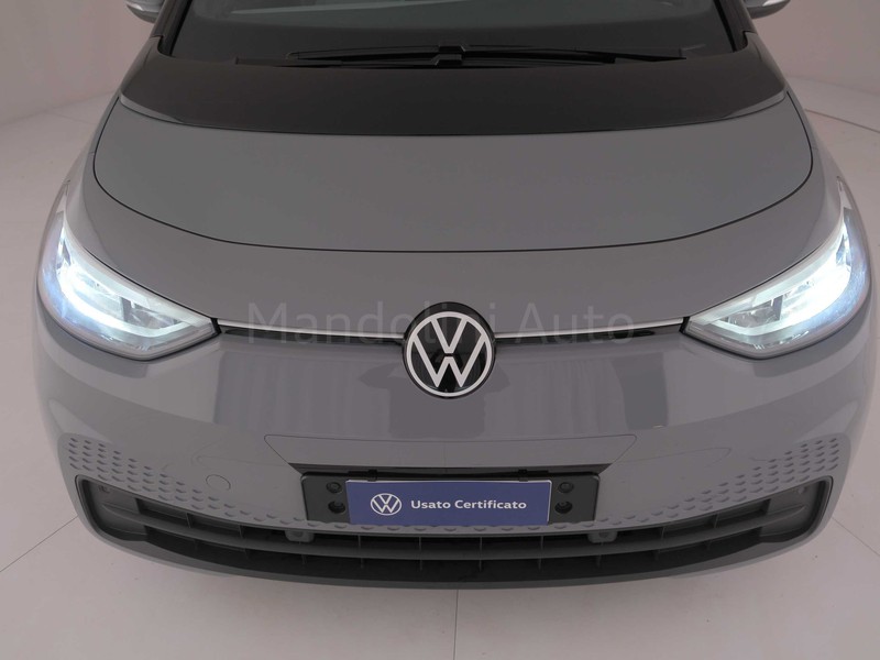 13 - Volkswagen ID.3 45 kwh pure performance