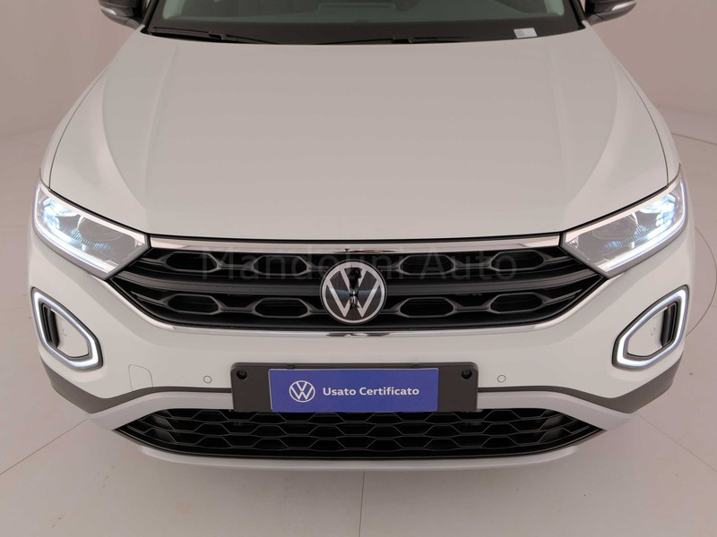 13 - Volkswagen T-Roc 2.0 tdi scr 150cv sport dsg