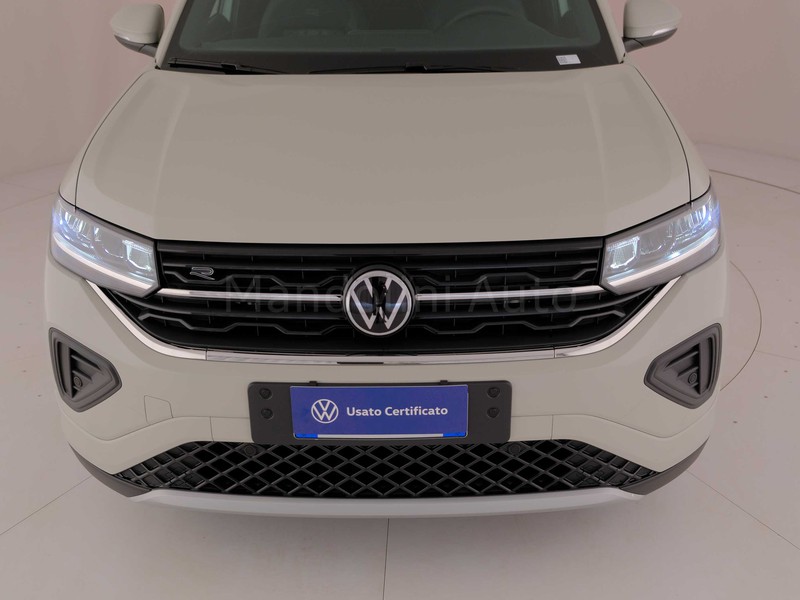 13 - Volkswagen T-Cross 1.0 tsi 115cv r-line plus dsg
