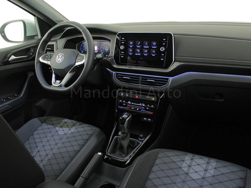 7 - Volkswagen T-Cross 1.0 tsi 115cv r-line dsg