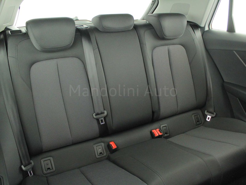 31 - Audi Q2 30 2.0 tdi admired