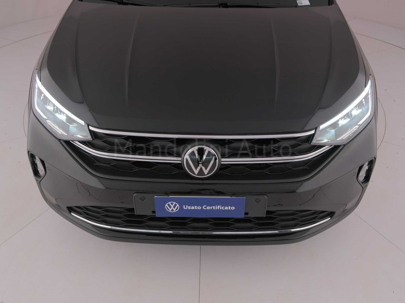 13 - Volkswagen Taigo 1.0 tsi 110cv life