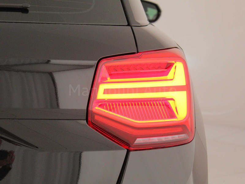 7 - Audi Q2 35 1.5 tfsi s line edition s tronic