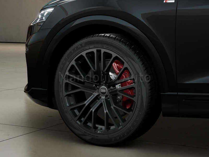 7 - Audi Q8 60 3.0 v6 tfsi e s line plus quattro tiptronic