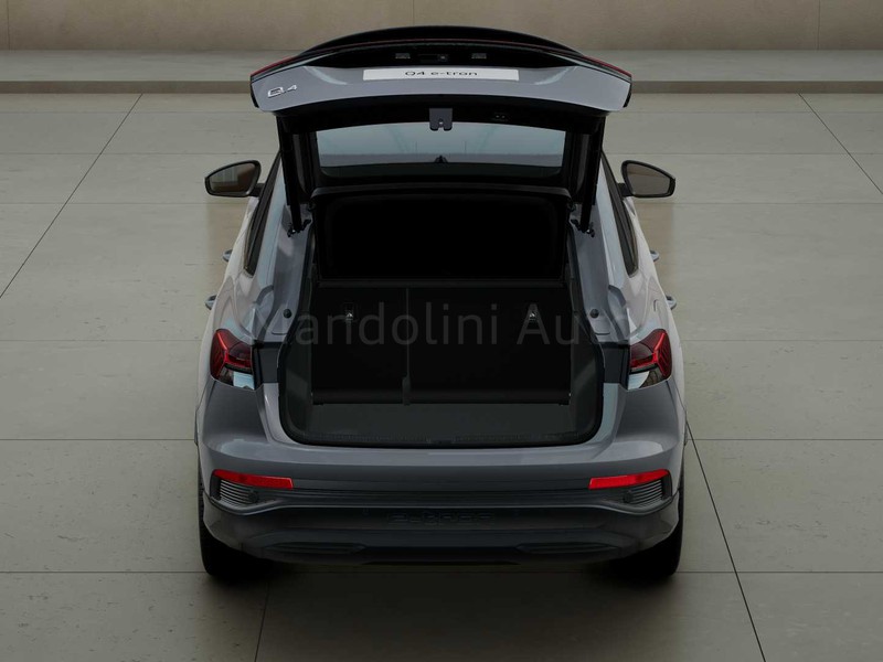 7 - Audi Q4 e-tron sportback e-tron 40 business advanced