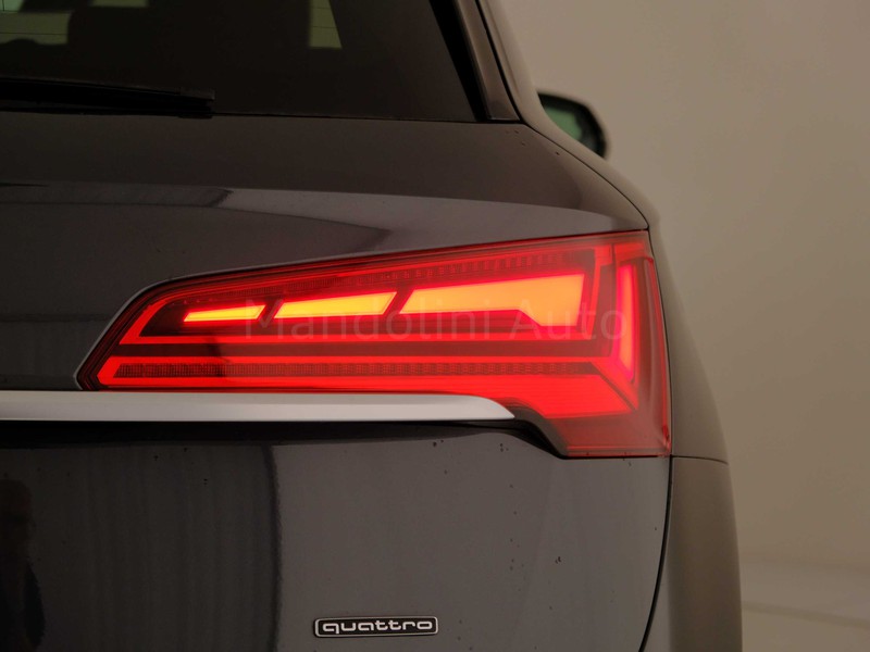 7 - Audi Q5 40 2.0 tdi mhev 12v business advanced quattro s tronic