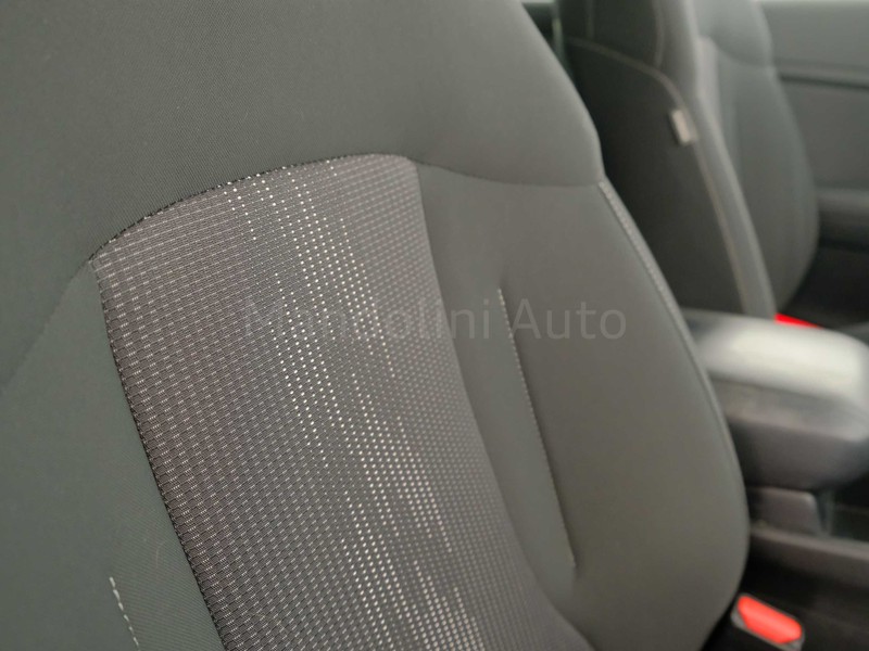 31 - Kia Sportage 1.6 t-gdi hev style at6