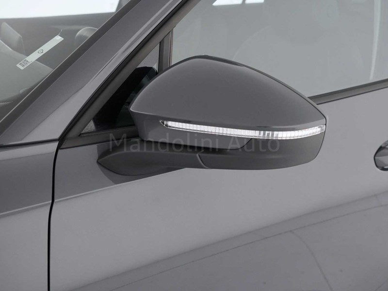 37 - Volkswagen Tiguan 2.0 tdi scr 150cv life dsg