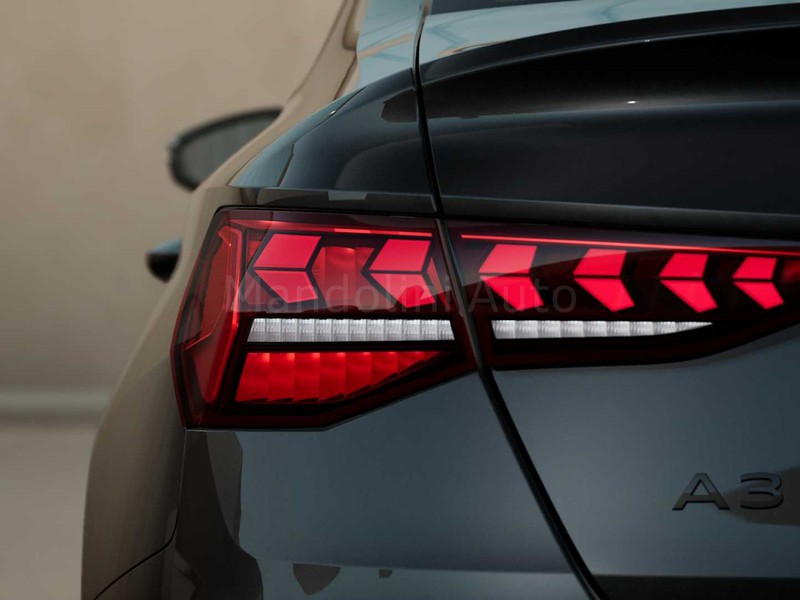 7 - Audi A3 sedan 35 2.0 tdi s line edition s tronic