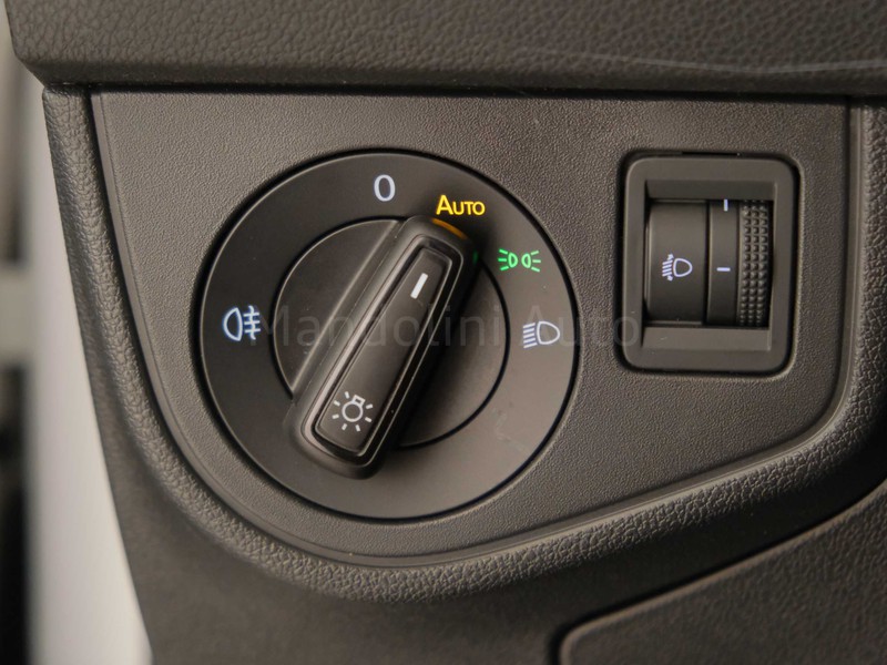 25 - Volkswagen Taigo 1.0 tsi 95cv life