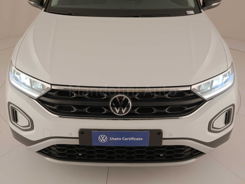 13 - Volkswagen T-Roc 1.0 tsi 115cv edition plus