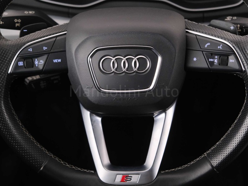 13 - Audi Q5 50 2.0 tfsi e s line plus quattro s tronic