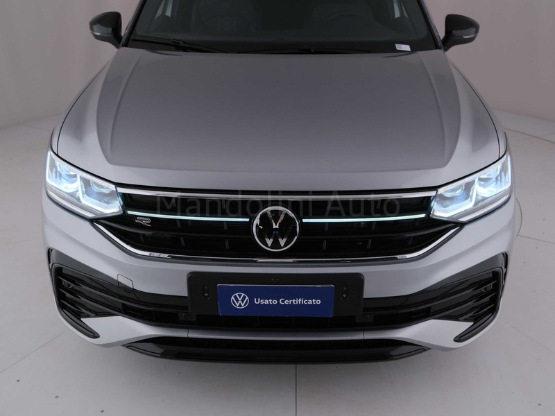13 - Volkswagen Tiguan allspace 2.0 tdi scr 200cv r line 4motion dsg 7p.ti
