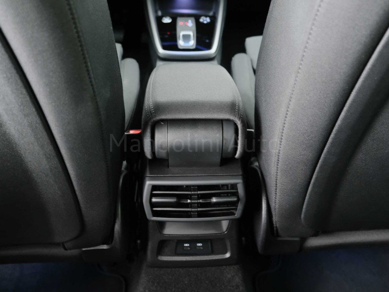 37 - Audi A3 sportback 35 2.0 tdi s line edition s tronic