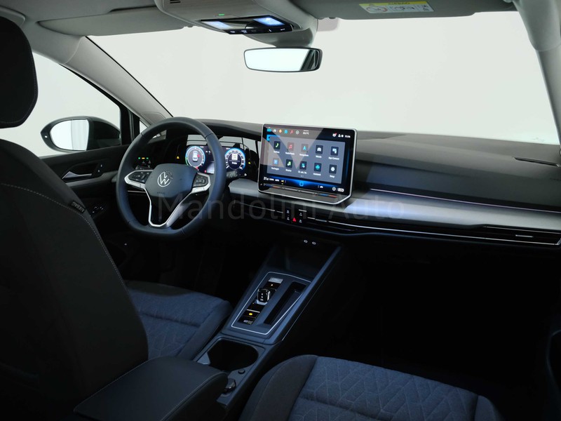 7 - Volkswagen Golf 1.5 tsi ehybrid 204cv edition plus dsg