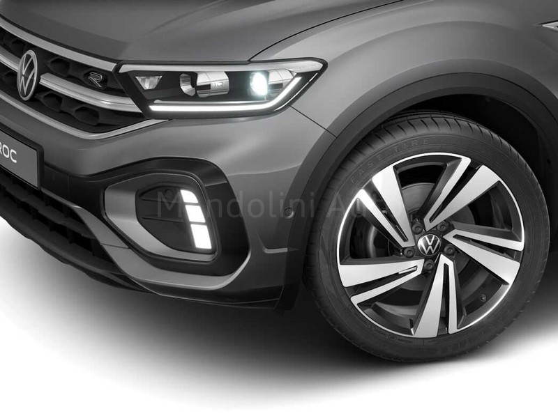 7 - Volkswagen T-Roc 1.5 tsi act r-line plus dsg