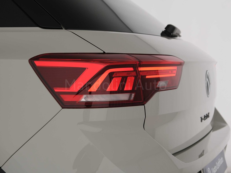 43 - Volkswagen T-Roc 2.0 tdi scr 115cv r-line plus