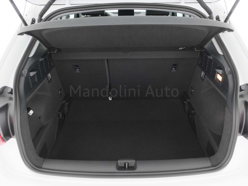 37 - Audi Q2 35 2.0 tdi business s tronic