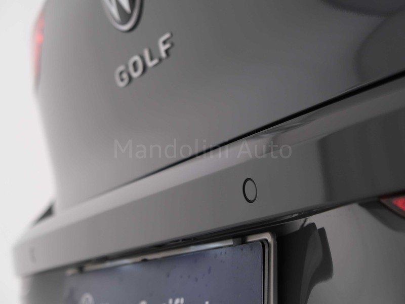 37 - Volkswagen Golf 1.5 tsi ehybrid 204cv edition plus dsg