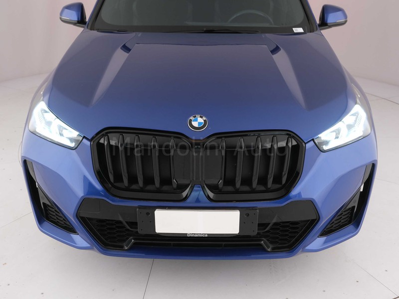 13 - BMW X1 20i mild hybrid 48v sdrive msport dct
