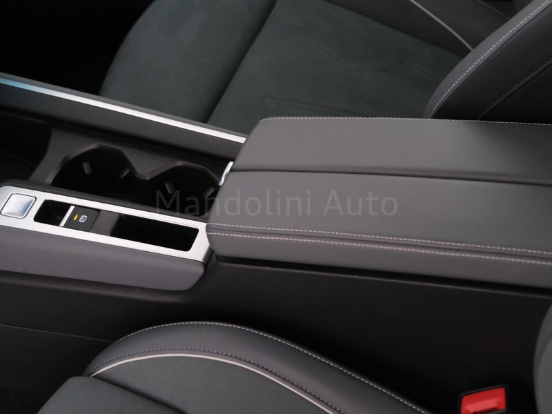 31 - Volkswagen Passat 2.0 tdi scr evo 150cv business dsg