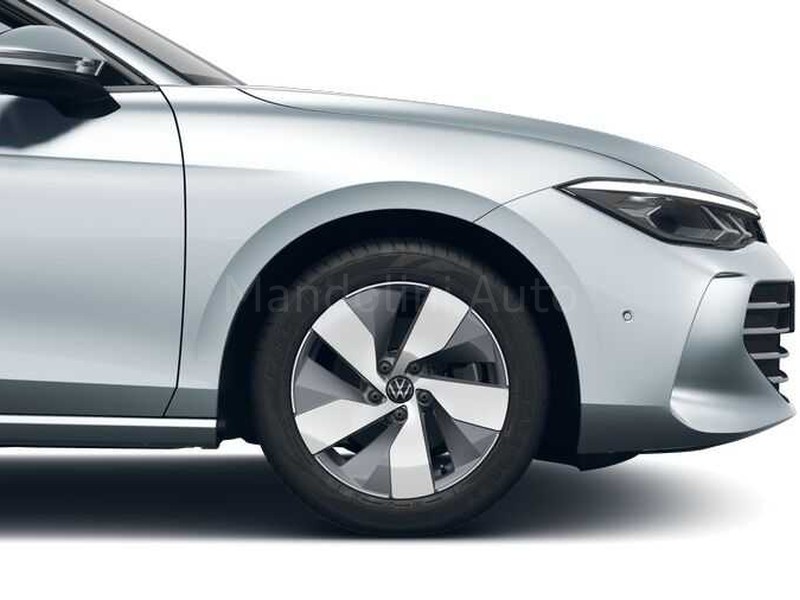 7 - Volkswagen Passat 2.0 tdi scr evo 150cv business dsg