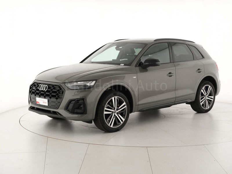 1 - Audi Q5 40 2.0 tdi mhev 12v s line quattro s tronic