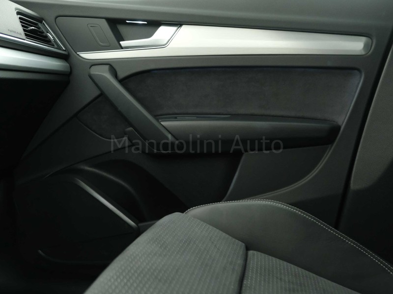 13 - Audi Q5 sportback 40 2.0 tdi mhev 12v s line quattro s tronic