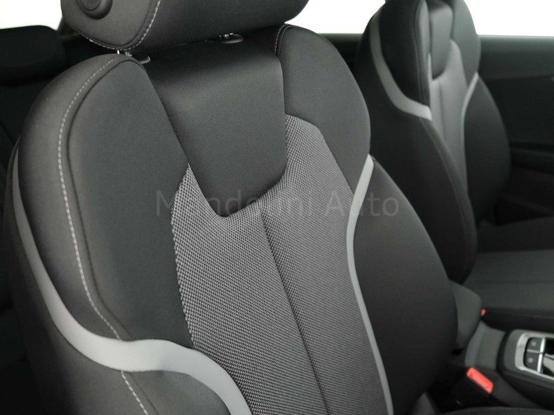 31 - Audi Q2 35 1.5 tfsi business advanced s tronic