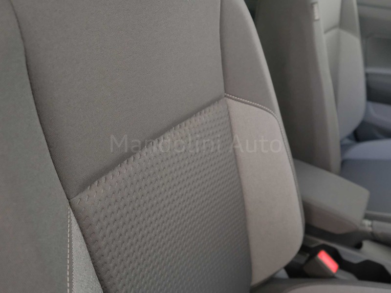 31 - Volkswagen Taigo 1.0 tsi 110cv life dsg