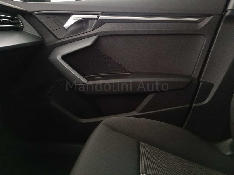 13 - Audi A3 sportback 1.5 tfsi 116cv business advanced