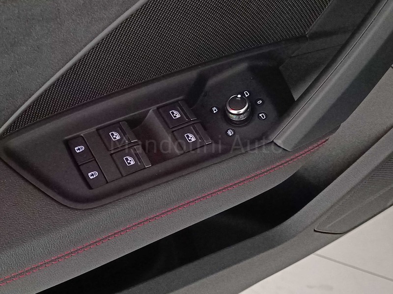 31 - Audi RS3 sportback 2.5 tfsi quattro s tronic