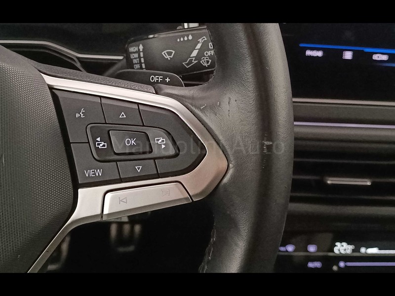 25 - Volkswagen Taigo 1.5 tsi 150cv r-line dsg