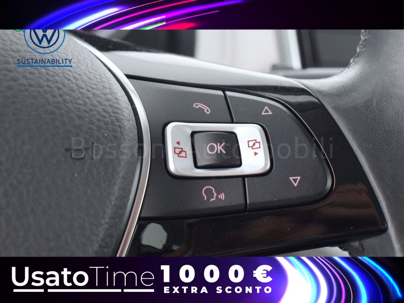 25 - Volkswagen e-up! 5 porte