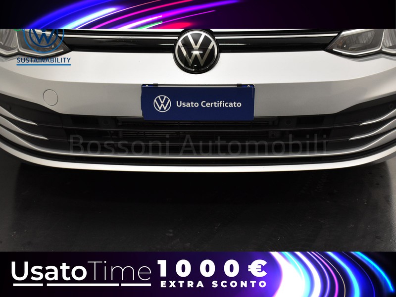 13 - Volkswagen Golf 1.0 etsi evo 110cv life dsg